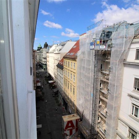 Apartment Opera By Interhome Vienna Esterno foto