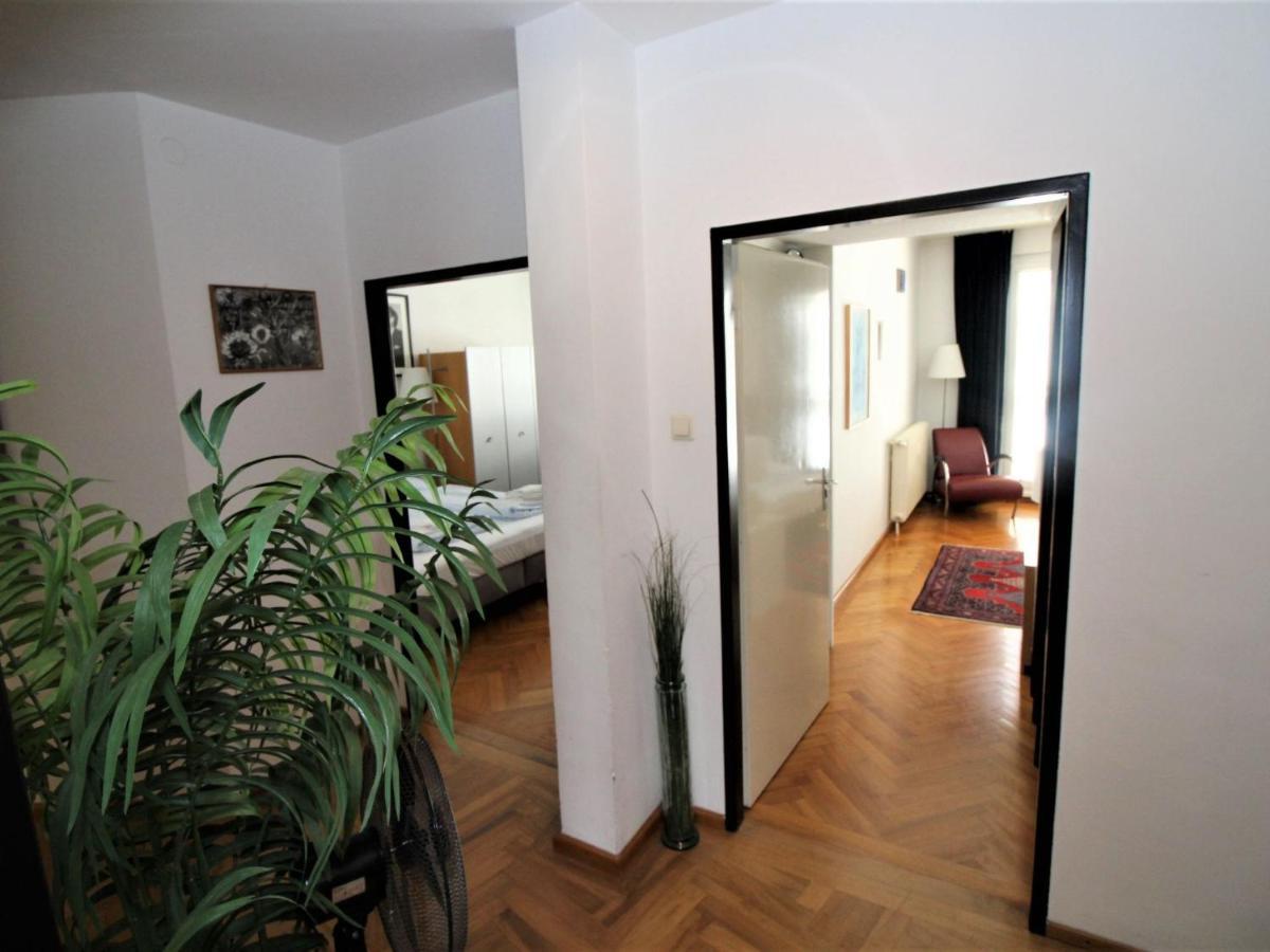 Apartment Opera By Interhome Vienna Esterno foto