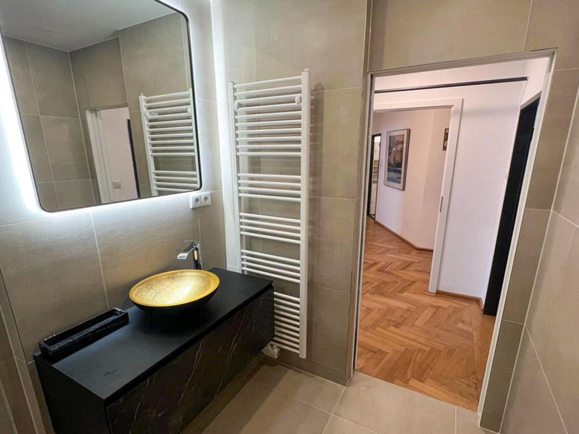 Apartment Opera By Interhome Vienna Esterno foto